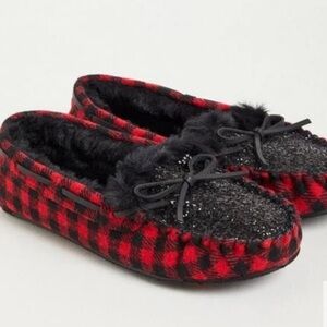 Cozy Red Plaid Women Moccasin Slippers